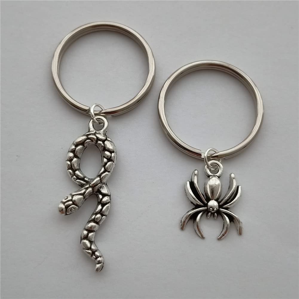 2pcs Gothic Snake Keychain Pendant, Spider Keyring AETYWYEIN