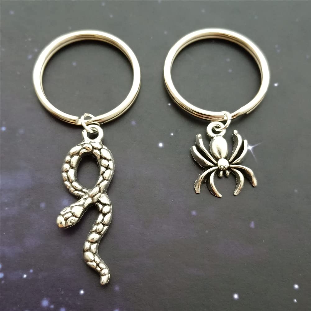 2pcs Gothic Snake Keychain Pendant, Spider Keyring AETYWYEIN